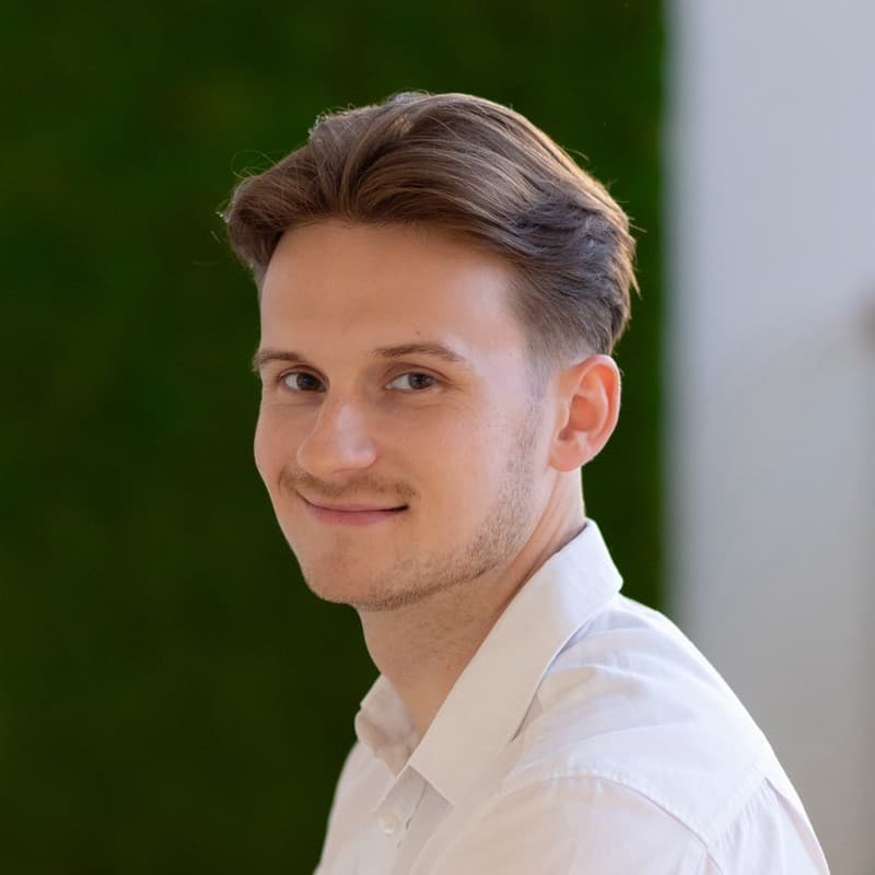 Maximilian Derwald, Geschäftsführer